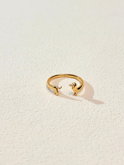 Dachshund Hug Ring